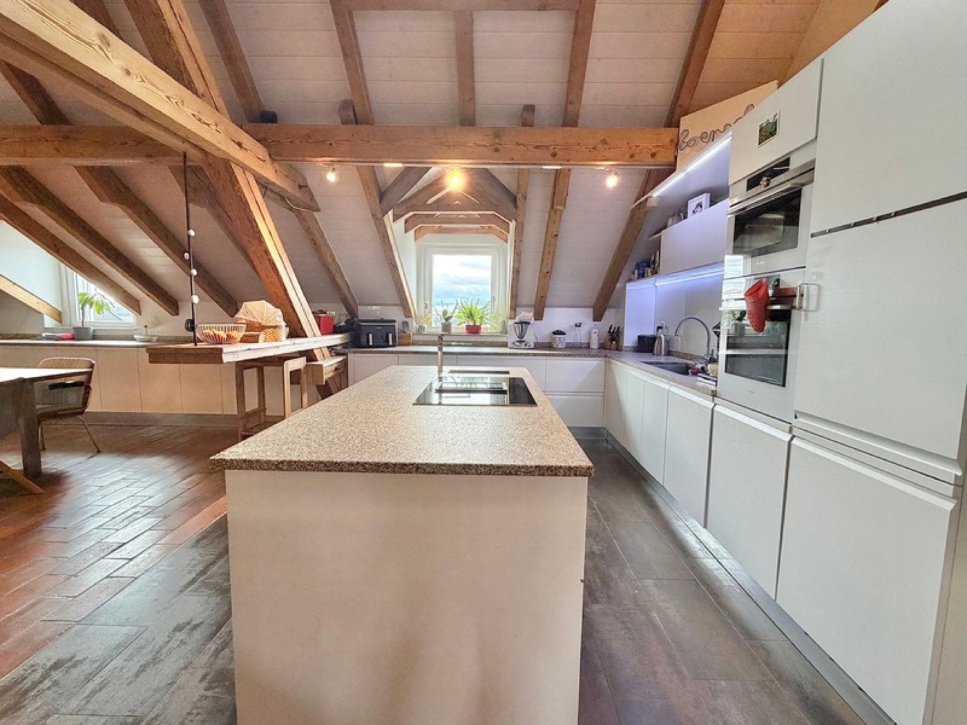 Appartement à Mézières, photo 6